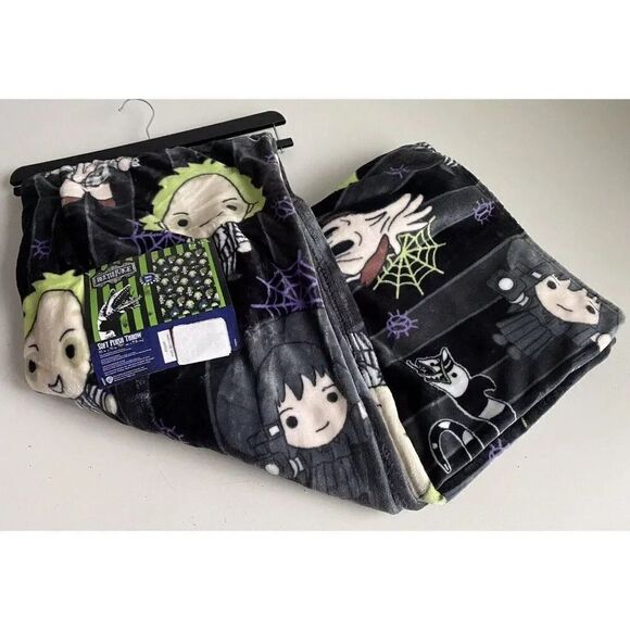 BEETLEJUICE Characters Soft Plush Throw Blanket 50 X 70” Halloween NEW - Picture 1 of 16
